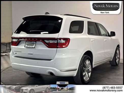 Used 2022 Dodge Durango SXT w/ Anodized Platinum Package AWD/4WD image 10