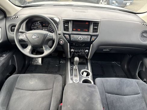 Used 2013 Nissan Pathfinder S AWD/4WD image 22
