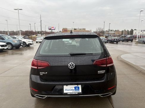 Used 2019 Volkswagen Golf SE w/ Driver Assistance Package image 6