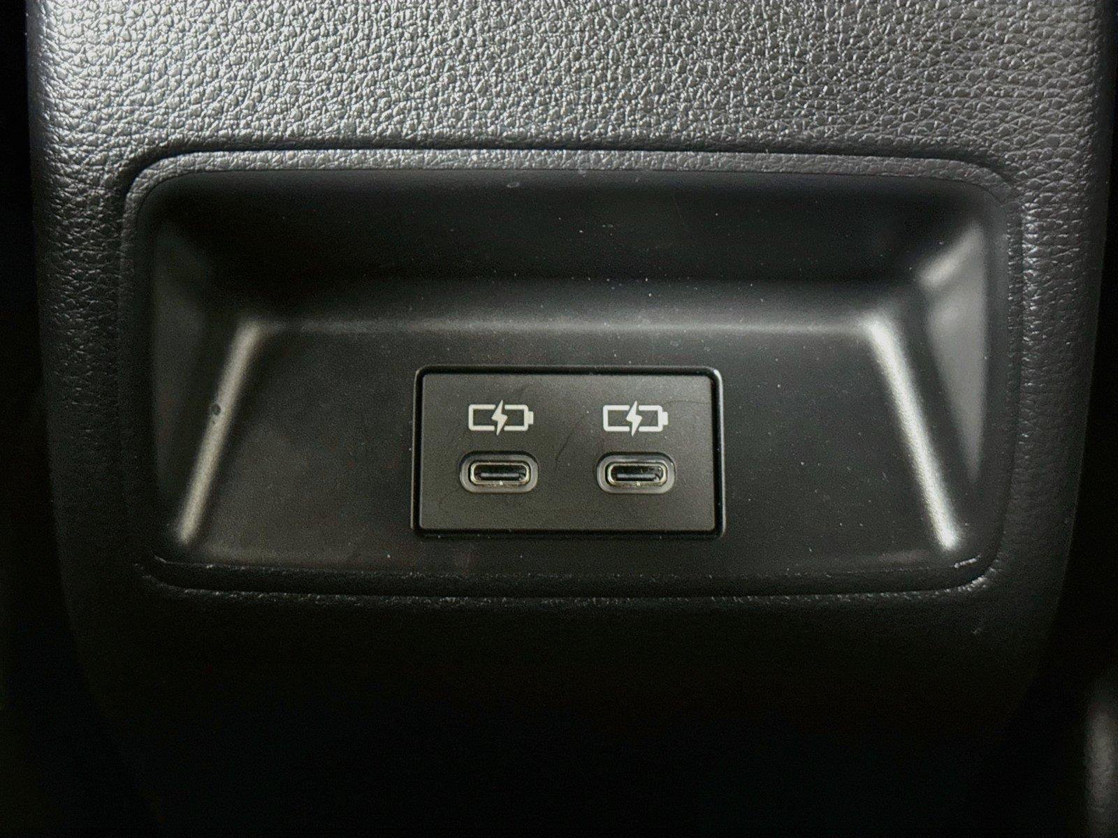 Certified 2026 Toyota Corolla SE w/ SE Package FWD image 33