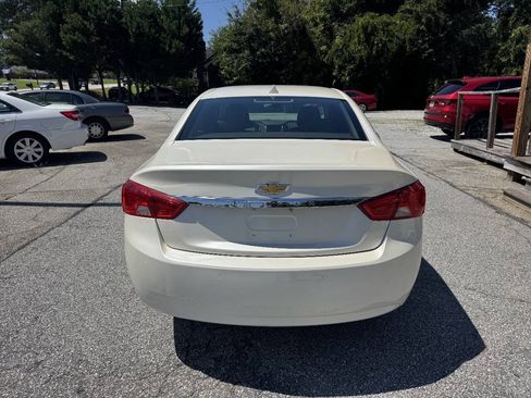 Used 2014 Chevrolet Impala LT w/ Premium Seating Package FWD image 4