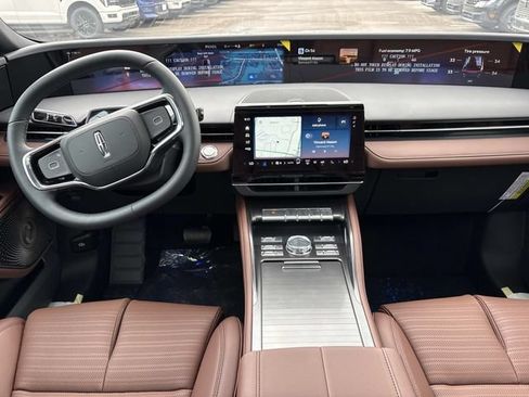 New 2026 Lincoln Nautilus Reserve AWD/4WD image 16