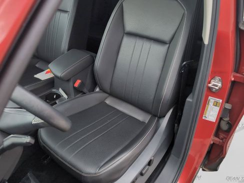 Used 2023 Volkswagen Tiguan SE AWD/4WD image 11