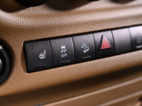 Used 2015 Jeep Wrangler Unlimited Sahara w/ Dual Top Group AWD/4WD image 21