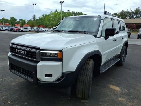 Used 2026 Toyota Land Cruiser w/ Premium Package AWD/4WD image 4