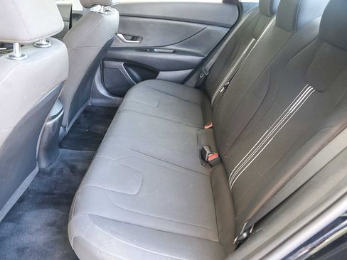 Used 2023 Hyundai Elantra Blue FWD image 22