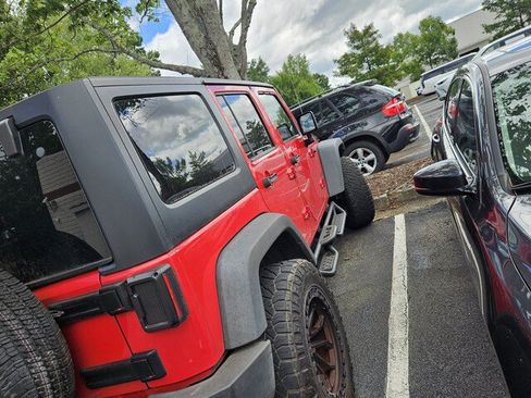 Used 2015 Jeep Wrangler Unlimited Sport w/ Quick Order Package 24S AWD/4WD image 7