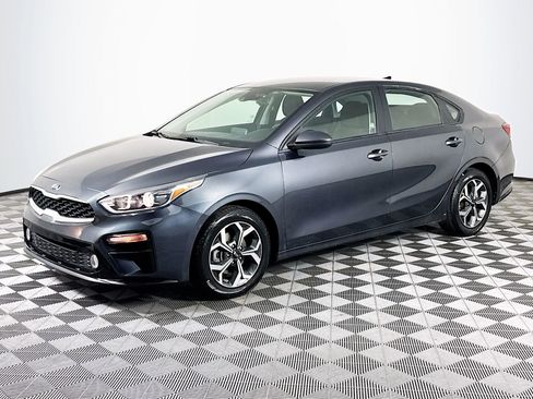 Used 2020 Kia Forte LXS image 4