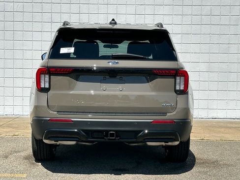 New 2026 Ford Explorer ST-Line AWD/4WD image 5