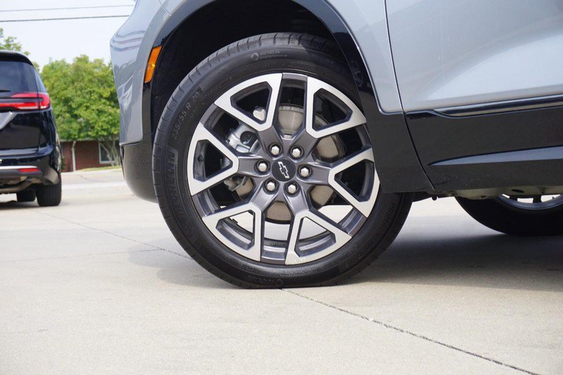 Used 2025 Chevrolet Blazer RS AWD/4WD image 14