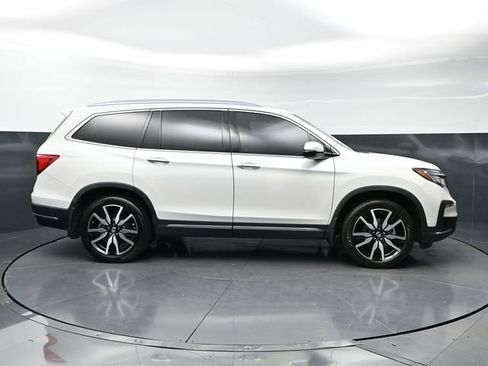 Used 2022 Honda Pilot Touring image 4