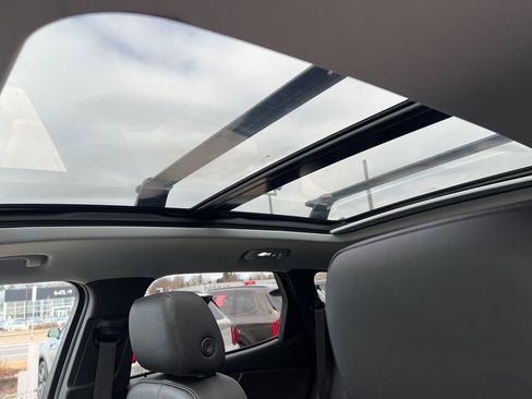 Used 2020 Chevrolet Blazer LT w/ Sound & Technology Package image 8