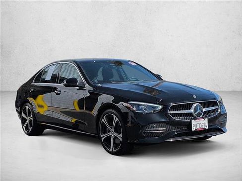 Used 2025 Mercedes-Benz C 300 Sedan image 3