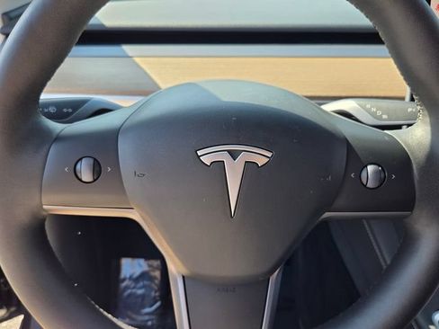 Used 2024 Tesla Model Y Long Range RWD image 25