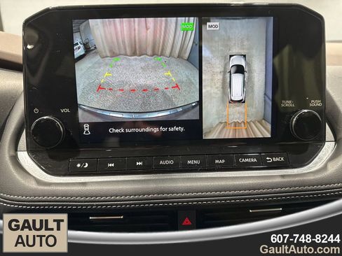 Used 2023 Nissan Rogue Platinum w/ Platinum Premium Package AWD/4WD image 11