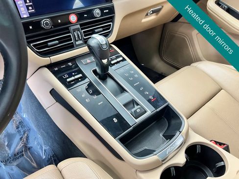 Used 2023 Porsche Macan AWD/4WD image 13