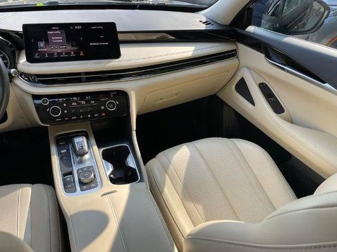 Certified 2025 INFINITI QX60 Pure AWD/4WD image 11