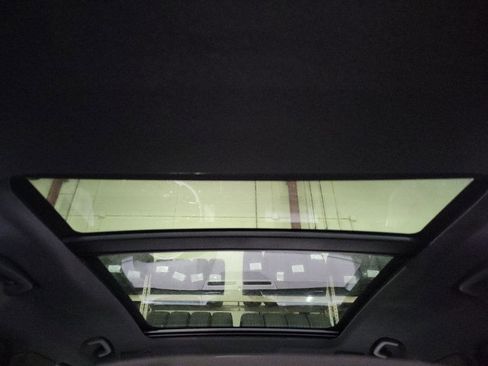 New 2026 Land Rover Range Rover Velar Dynamic SE image 27