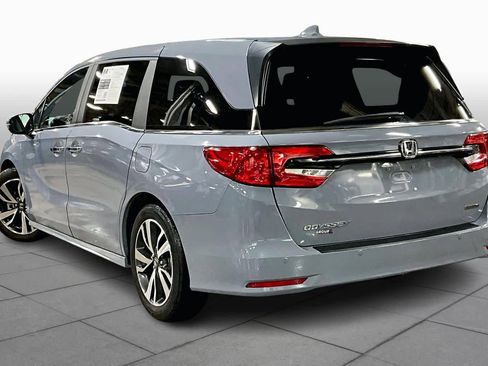 Used 2023 Honda Odyssey Touring image 12