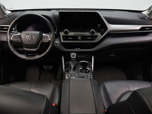 Used 2023 Toyota Highlander Platinum AWD/4WD image 24