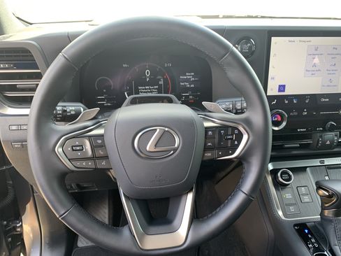 Used 2026 Lexus GX 550 w/ Cold Area Package AWD/4WD image 29