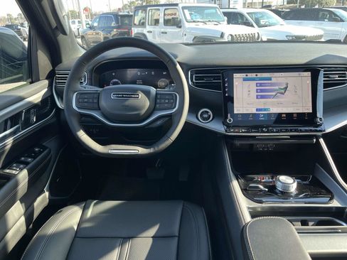 New 2026 Jeep Grand Wagoneer 4WD image 7