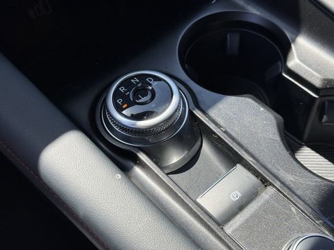 Used 2025 Ford Explorer ST-Line image 24