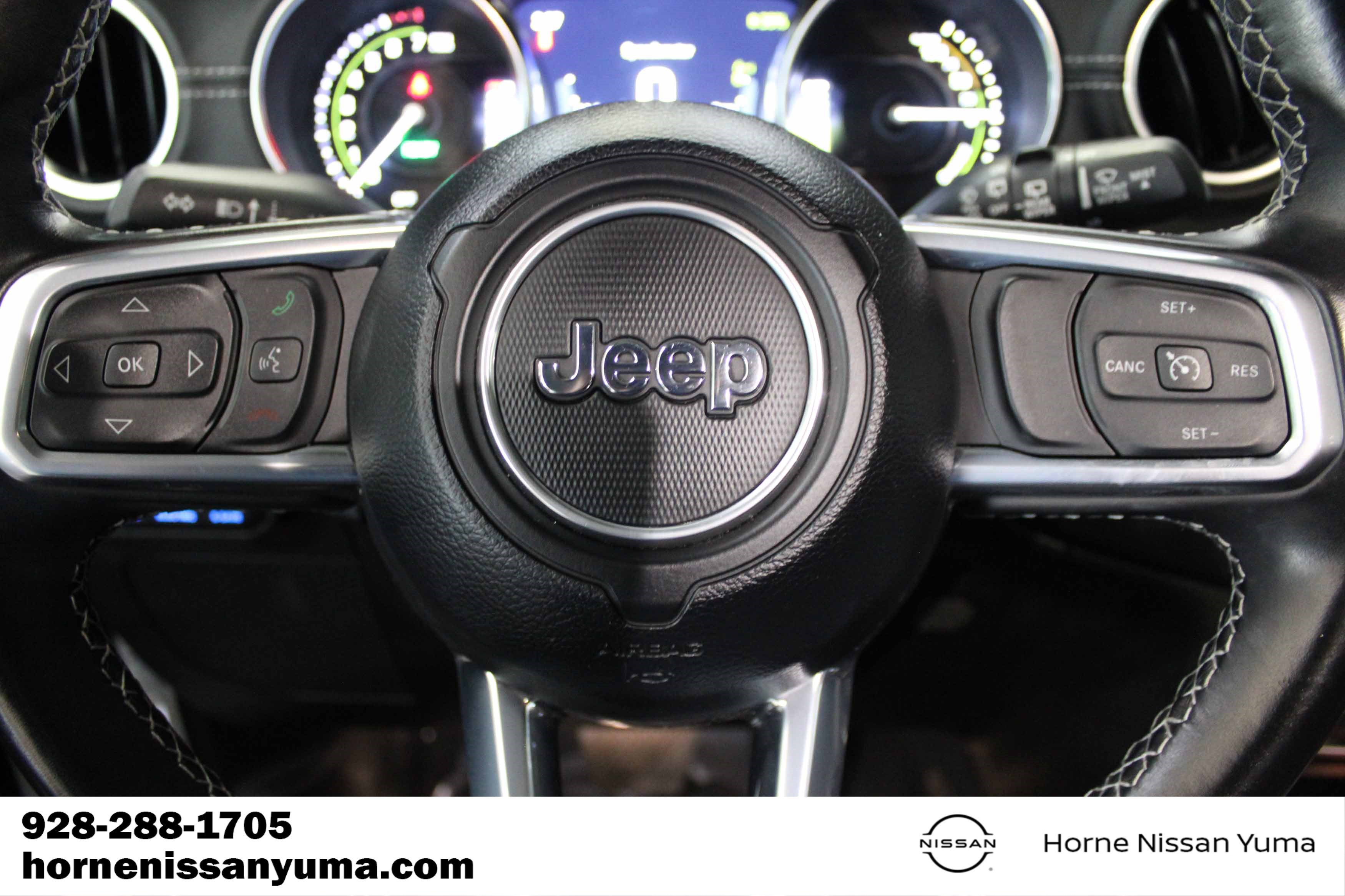 Used 2022 Jeep Wrangler Unlimited Sahara AWD/4WD image 13