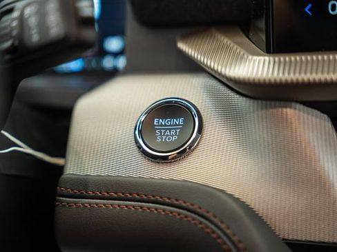 New 2026 Ford Explorer Active AWD/4WD image 29