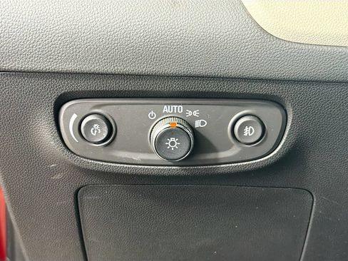 Used 2023 Buick Encore GX Select AWD/4WD image 12