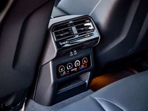 New 2026 BMW M5 Touring AWD/4WD image 26
