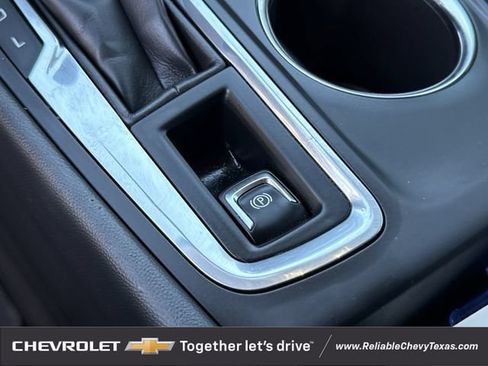Used 2024 Chevrolet Equinox LT FWD image 19