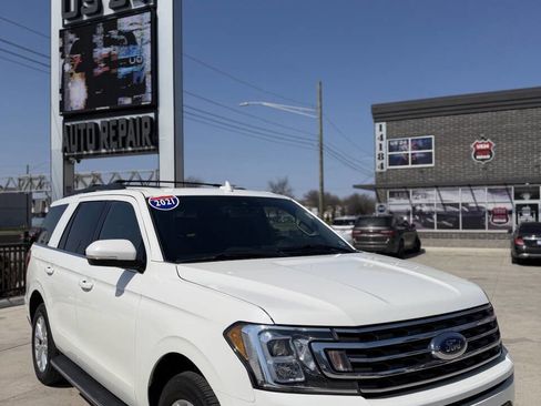 Used 2021 Ford Expedition XLT image 1