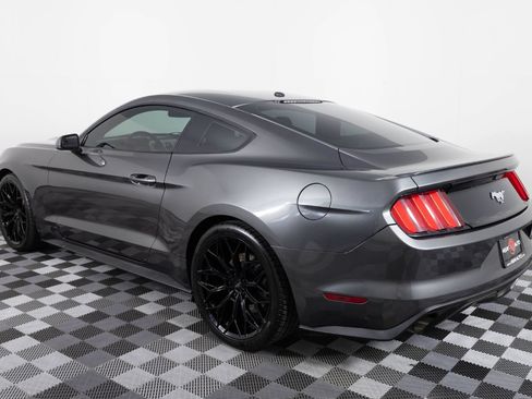Used 2016 Ford Mustang Premium RWD image 4