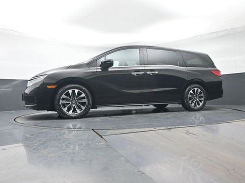 Certified 2024 Honda Odyssey EX-L image 31