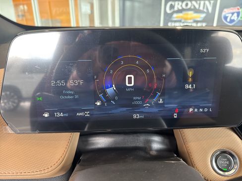 New 2026 Chevrolet Equinox ACTIV AWD/4WD image 24