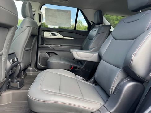 New 2026 Ford Explorer Active w/ Active Comfort Package AWD/4WD image 23
