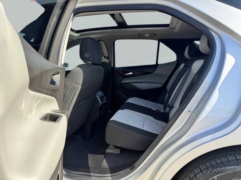 Used 2019 Chevrolet Equinox LT image 35
