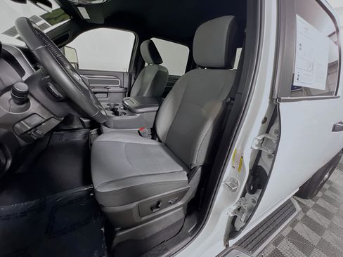 Used 2024 RAM 2500 Big Horn image 15