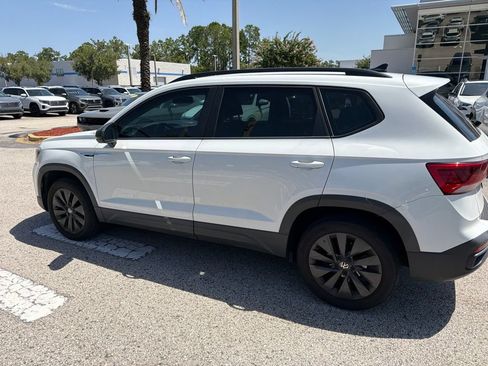 Certified 2022 Volkswagen Taos S FWD image 6
