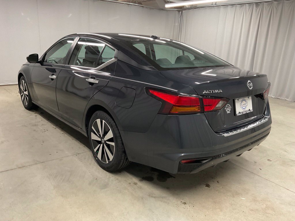 Used 2022 Nissan Altima 2.5 SV FWD image 11