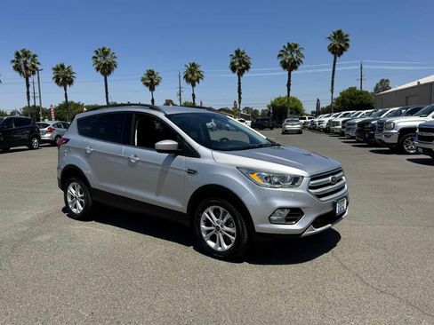 Used 2019 Ford Escape SEL AWD/4WD image 12