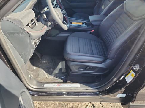 New 2026 Ford Explorer ST-Line w/ ST-Line Street Pack image 13