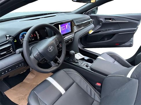New 2026 Toyota Camry SE image 9