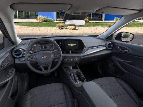 New 2026 Chevrolet Trax LS w/ Driver Confidence Package image 39