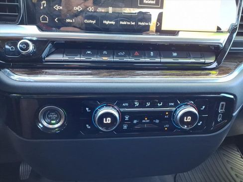 Used 2022 GMC Sierra 1500 Elevation image 24