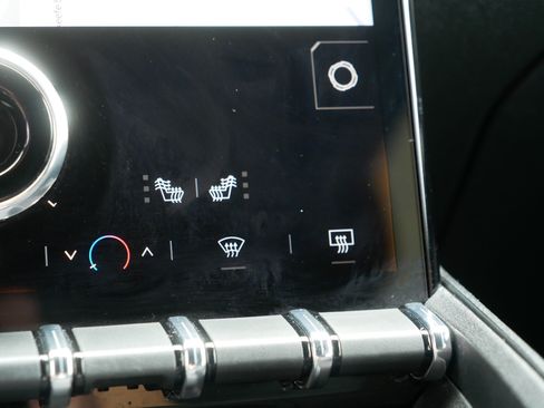 Used 2025 GMC Terrain Elevation AWD/4WD image 32