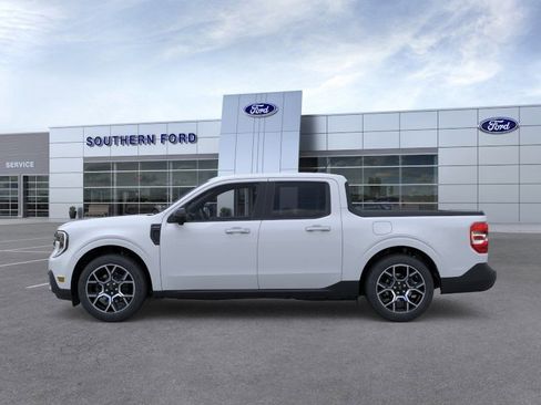 New 2026 Ford Maverick Lariat image 3