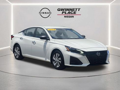 Certified 2024 Nissan Altima 2.5 S FWD image 26