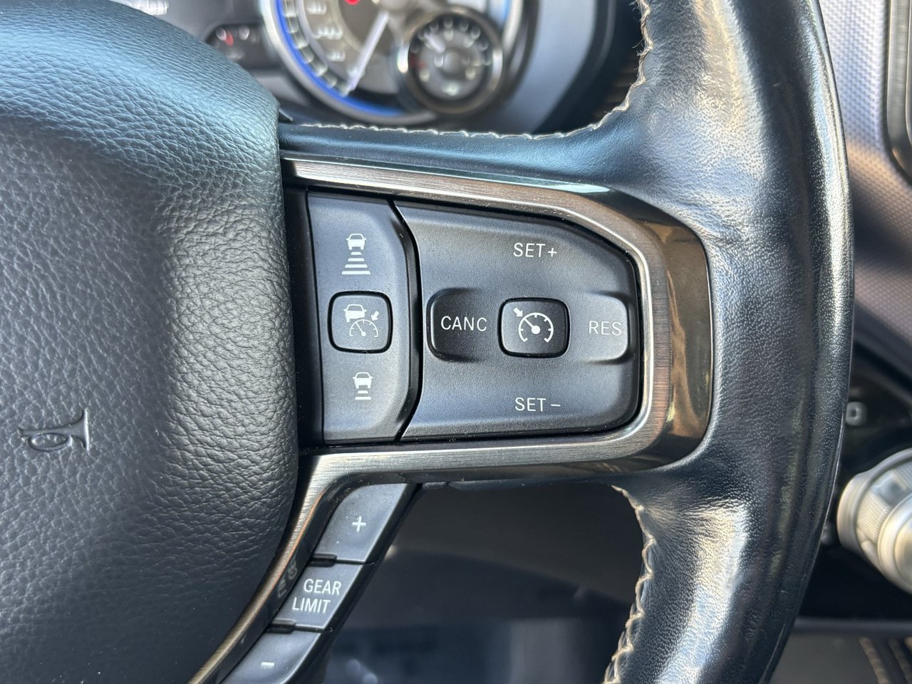 Used 2020 RAM 1500 Limited AWD/4WD image 31
